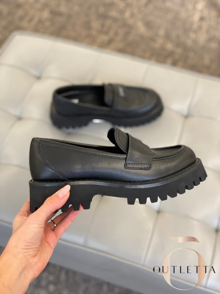 Womens Gibbous Slip-On Lug Loafer Flats - Black Shoes