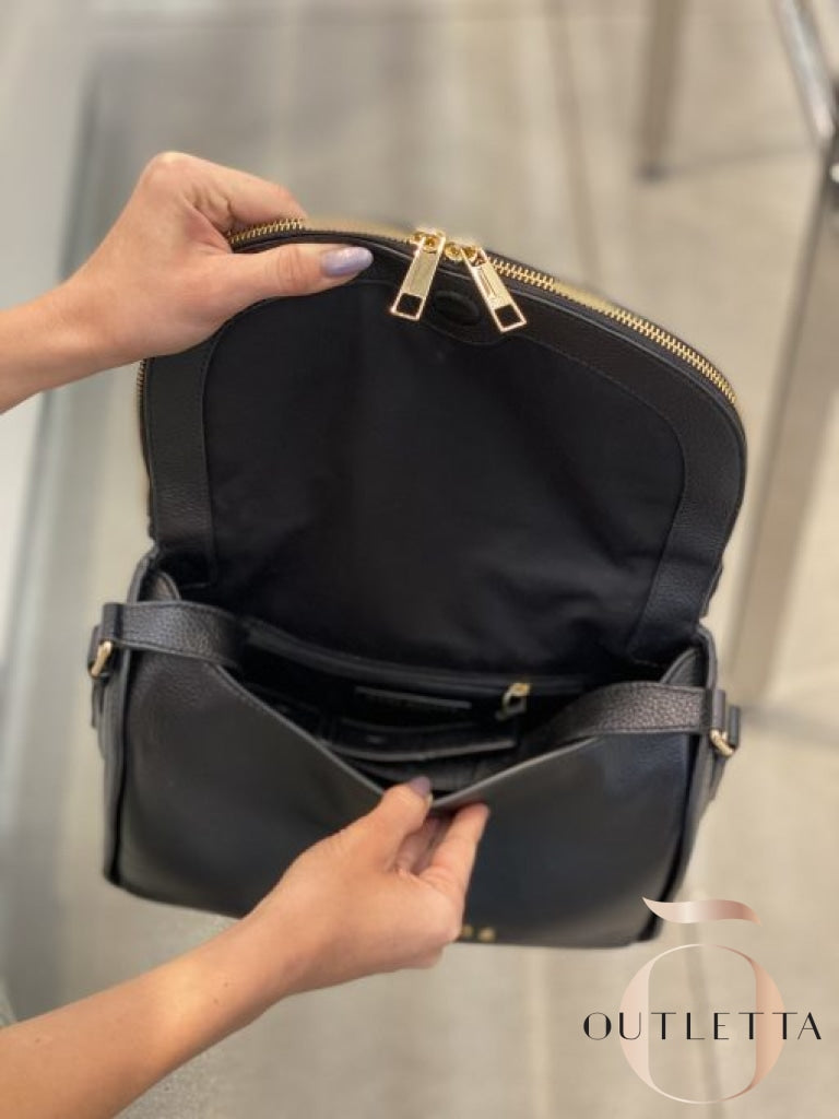 Groove Medium Messenger Bag Handbags