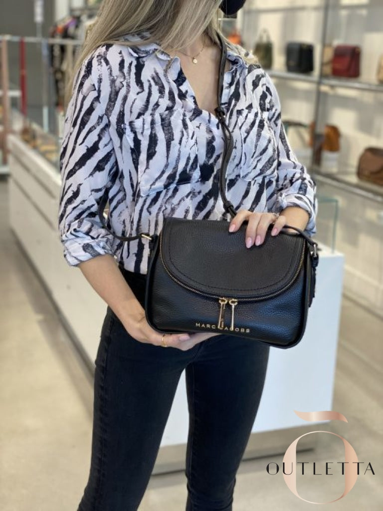 Groove Small Messenger Bag Handbags