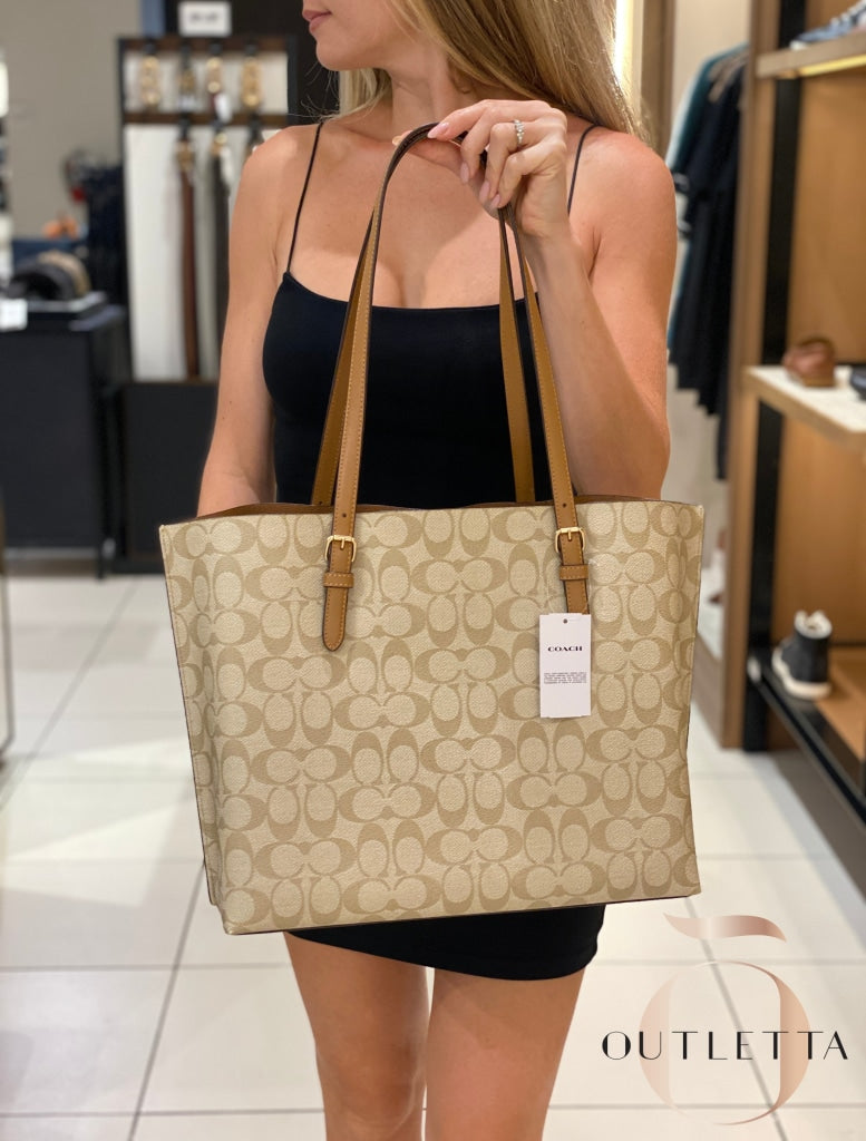 Mollie Tote In Signature Canvas - Lt Khaki/Lt Saddle Handbags